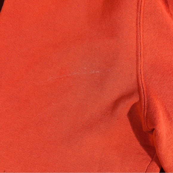 4 lbs Sweatshirts and Sweatpants - Levi’s, Old Navy, and Wes Shop - Picture 10 of 10